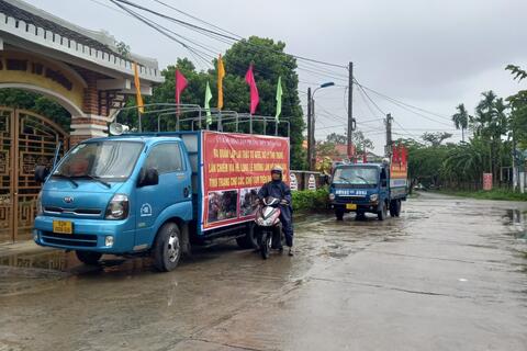 RA QUÂN CAO ĐIỂM TUYÊN TRUYỀN, XỬ LÝ VI PHẠM TRẬT TỰ, AN TOÀN GIAO THÔNG, LẤN CHIẾM LÒNG, LỀ ĐƯỜNG LÀM NƠI BUÔN BÁN , HỌP CHỢ